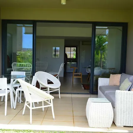 Azuri Serviced Garden Apartment